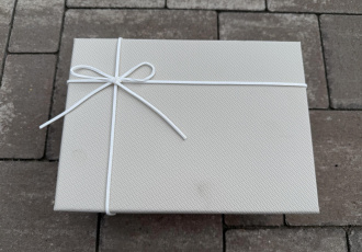 krmszn_tglalap_alak_fehr_masnis_dszdoboz_1