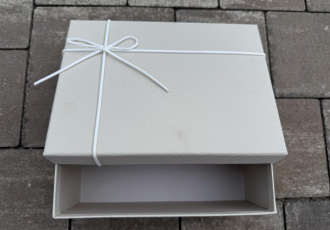 krmszn_tglalap_alak_fehr_masnis_dszdoboz_2